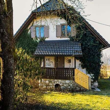 Magical Family Home 84 Бохин Екстериор снимка